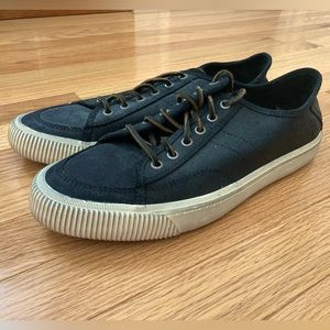 NWT men’s Frye leather shoes